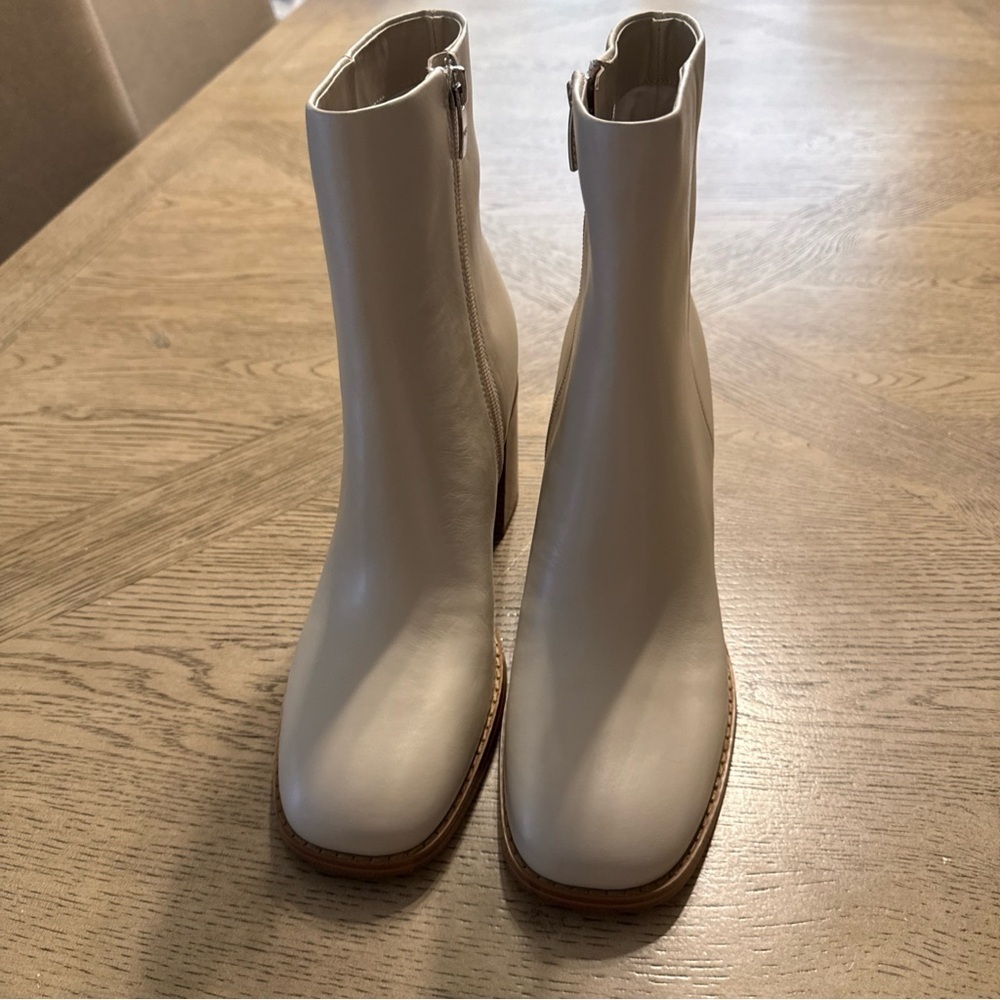 Marc Fisher Women's Ankle Boot Light Natural - Lianna Size 9.5M - Picture 2 of 5